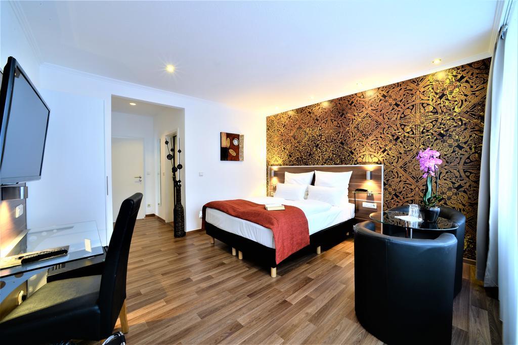 Ascot Hotel Remscheid Exterior foto