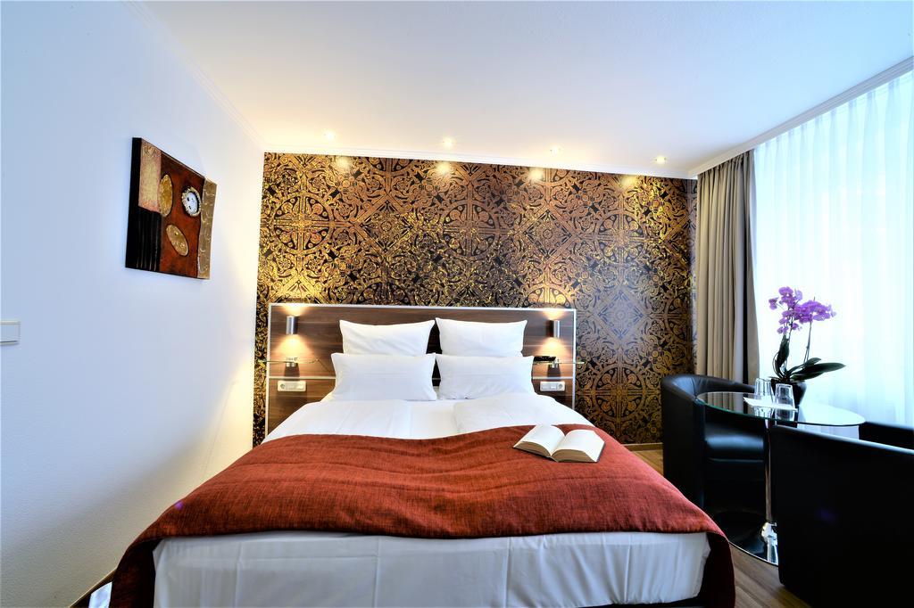 Ascot Hotel Remscheid Exterior foto