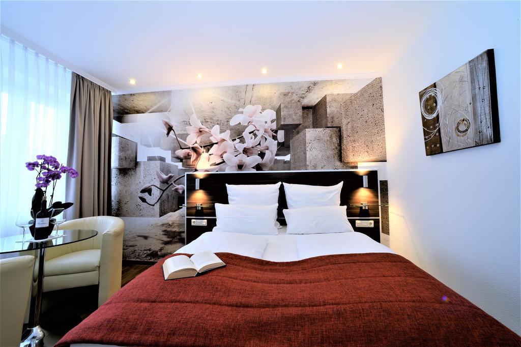 Ascot Hotel Remscheid Exterior foto