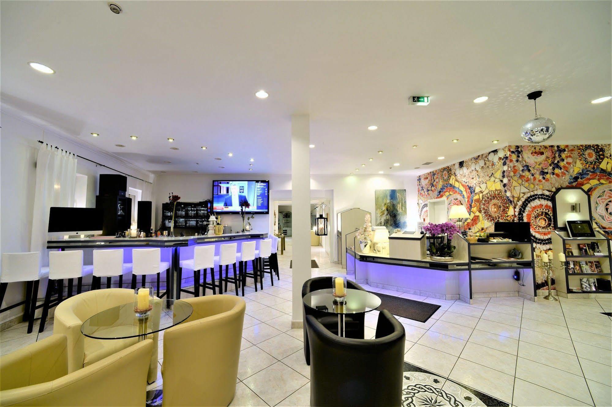 Ascot Hotel Remscheid Exterior foto