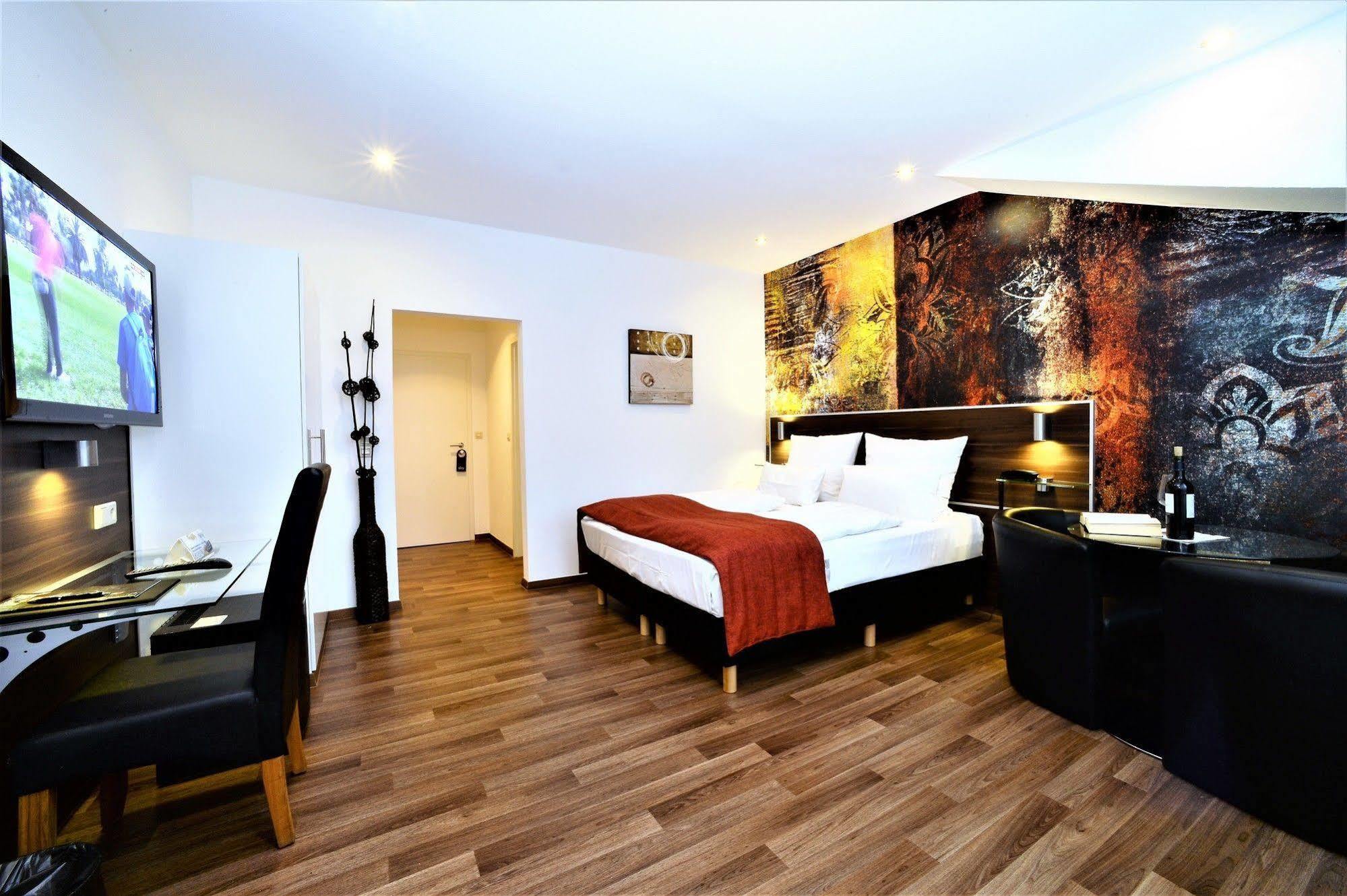Ascot Hotel Remscheid Exterior foto