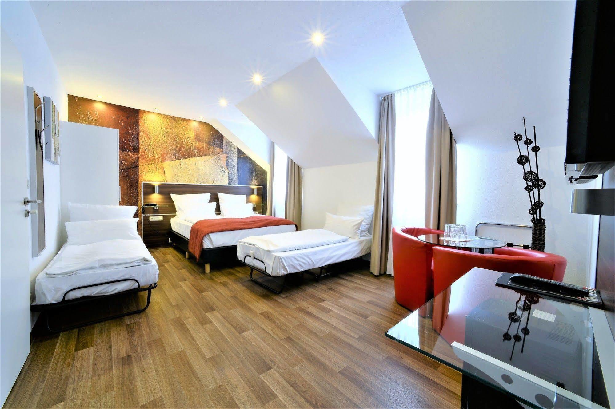 Ascot Hotel Remscheid Exterior foto